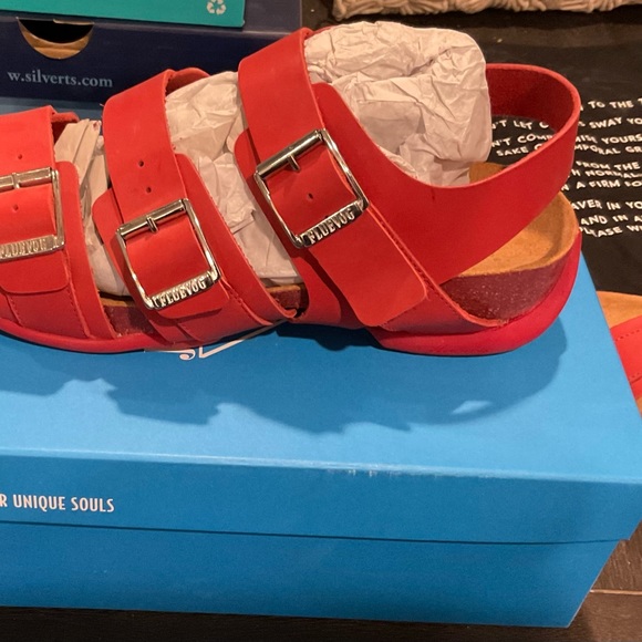 BRAND NEW John Fluevog Elsie sandals, size 10 women’s. - Picture 3 of 9